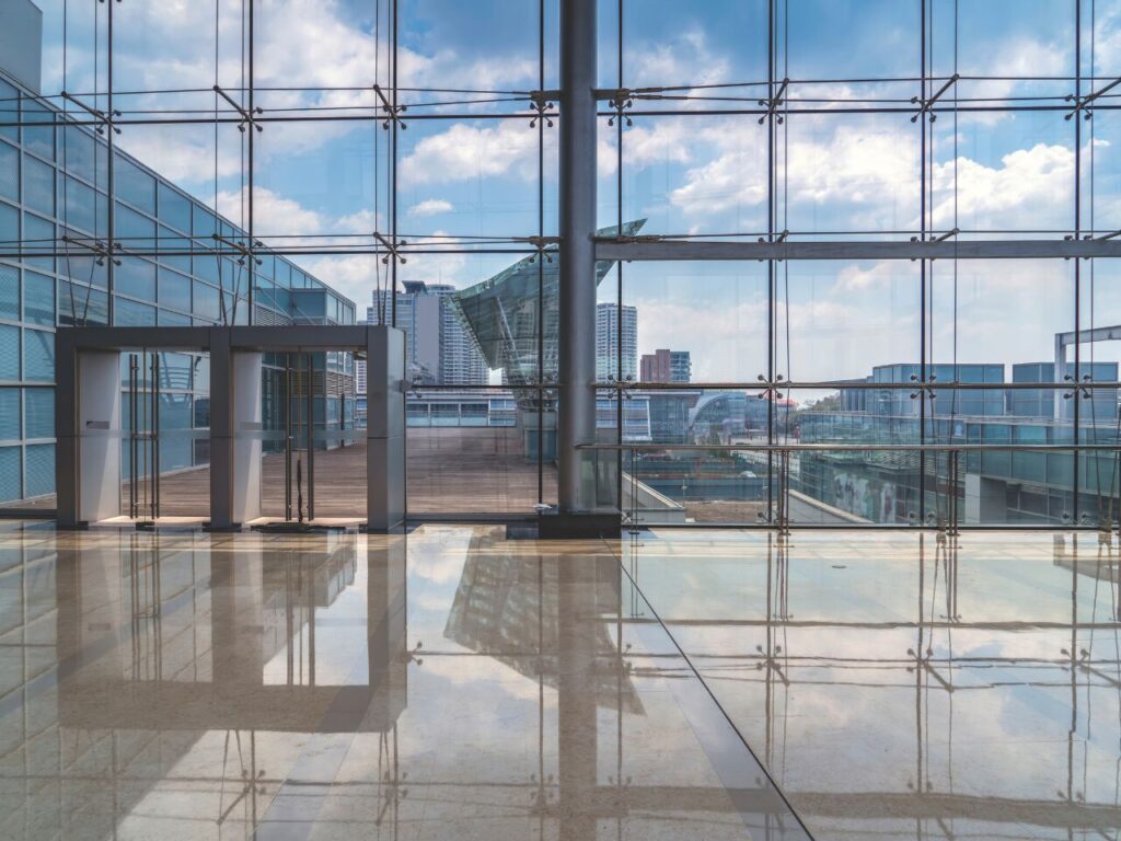 Lumyra-Energy_PHOTOVOLTAIC-FACADES_jr6hyqdfay